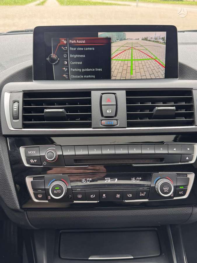 BMW 118, 2.0 l., hatchback