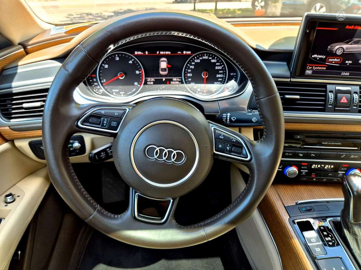 Audi A7, 3.0 l., Седан