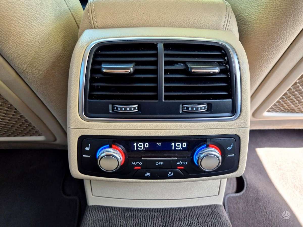 Audi A7, 3.0 l., Седан