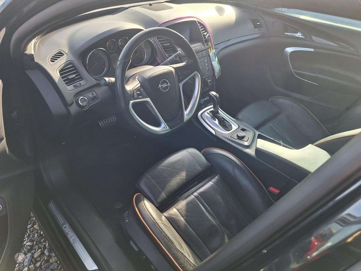 Opel Insignia, 2.0 l., wagon