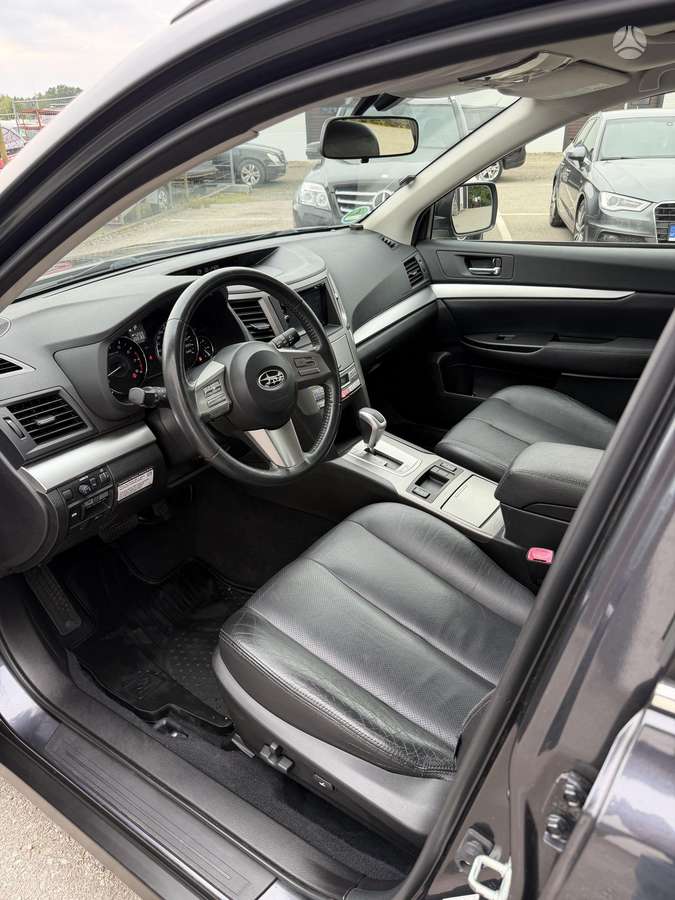 Subaru Outback, 2.5 l., universalas