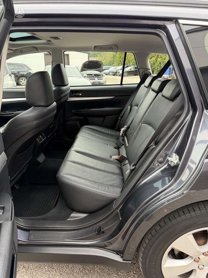 Subaru Outback, 2.5 l., universalas