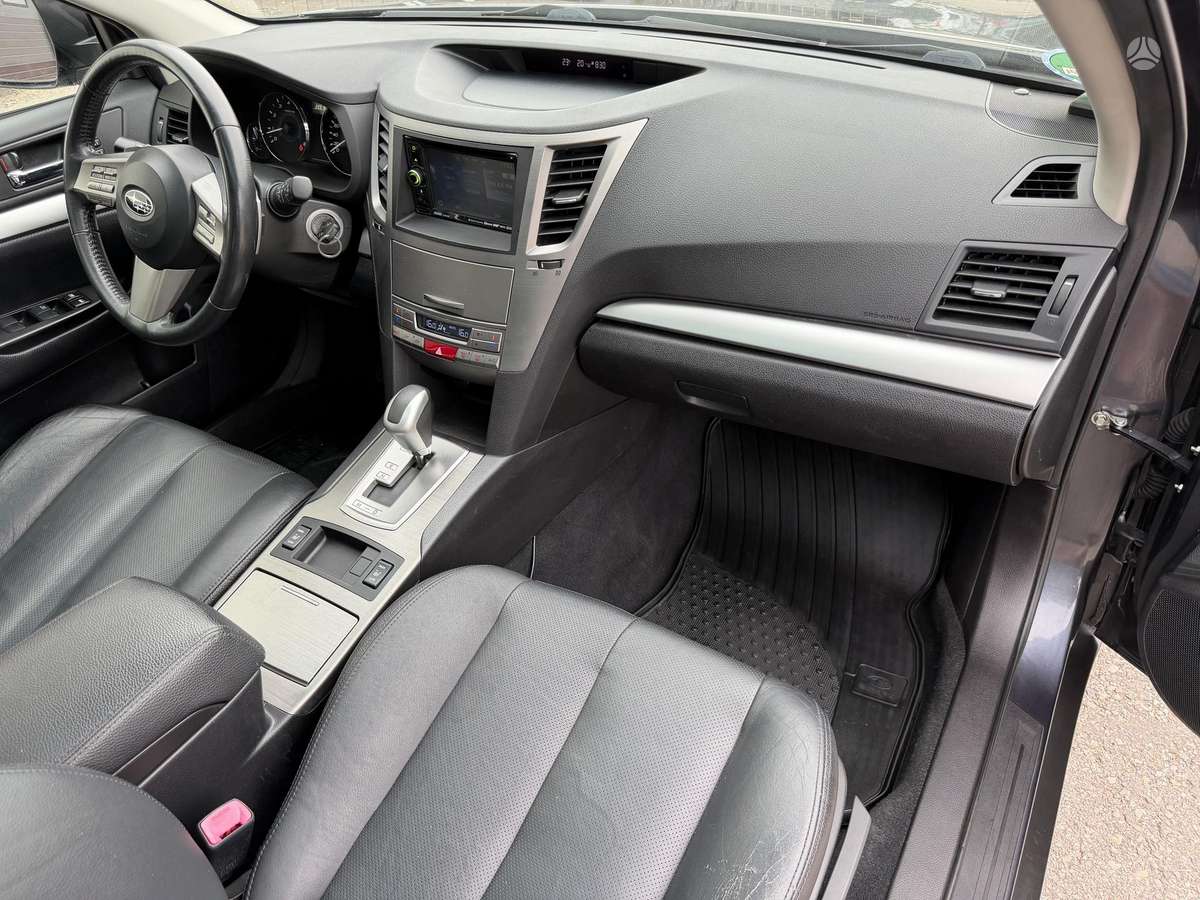 Subaru Outback, 2.5 l., universalas