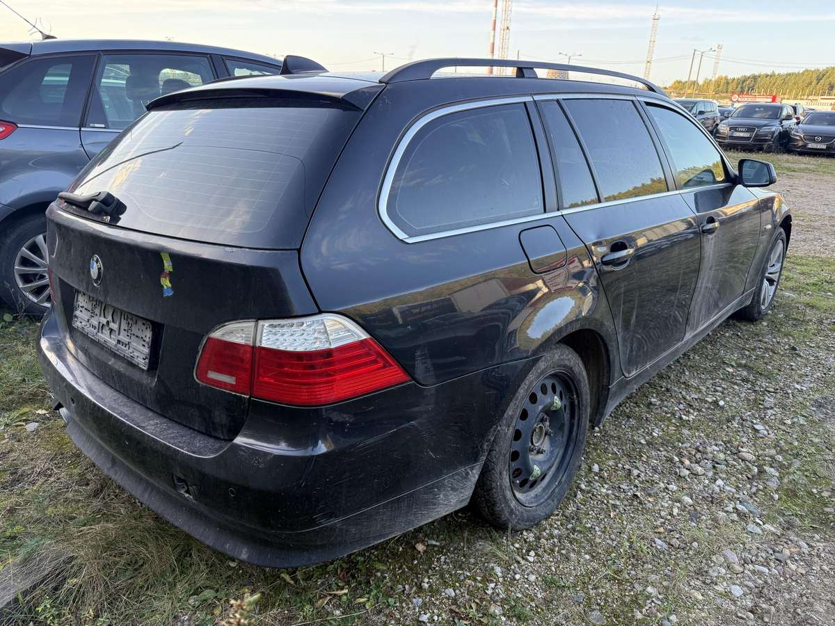 BMW 520, 2.0 l., wagon