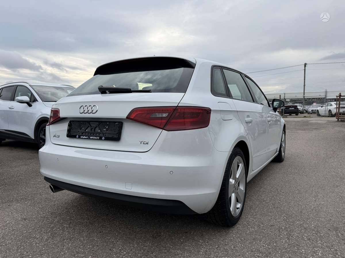 Audi A3, 1.6 l., hatchback