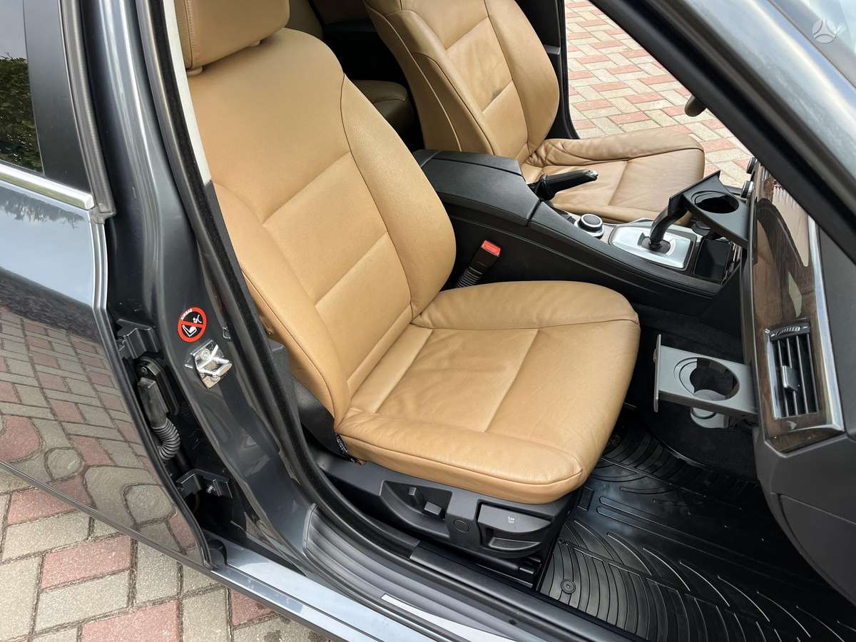 BMW 525, 3.0 l., Универсал