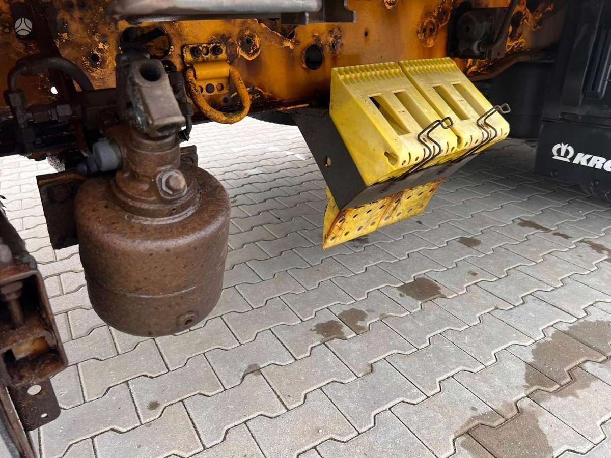 Krone SD27, užuolaidinės / tentinės