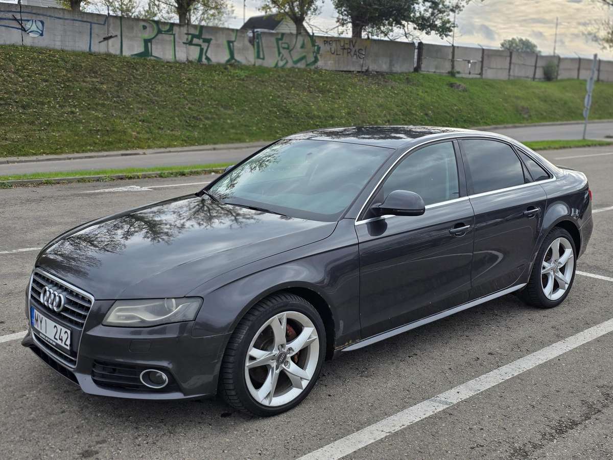 Audi A4, 2.7 l., Седан