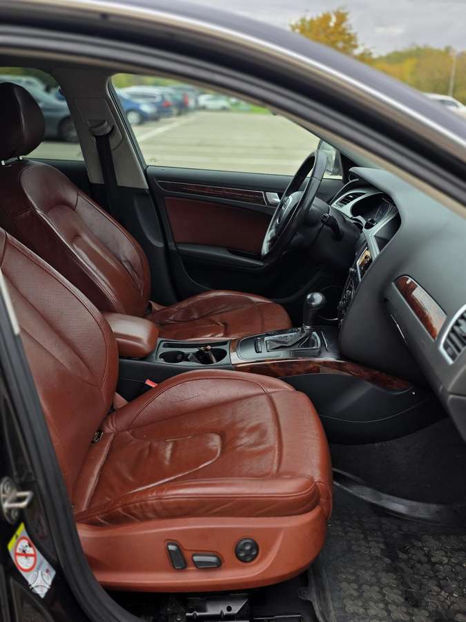 Audi A4, 2.7 l., Седан