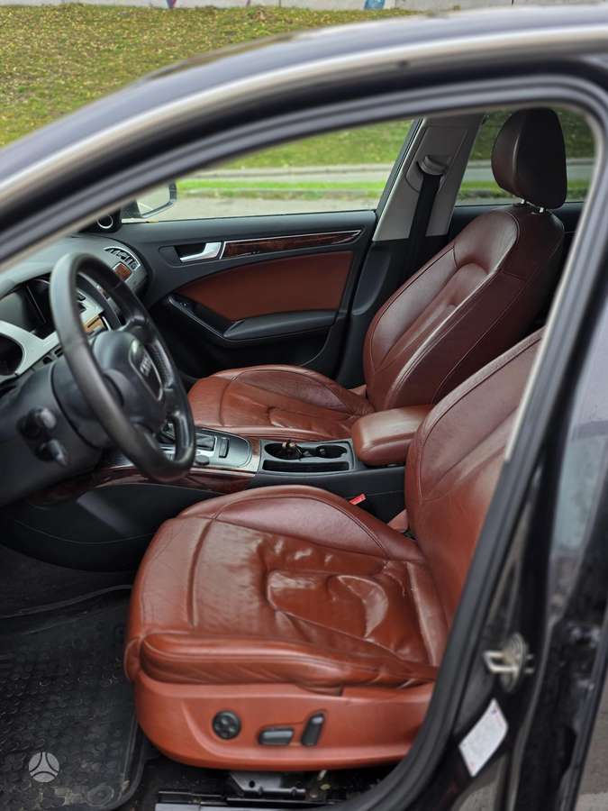 Audi A4, 2.7 l., Седан