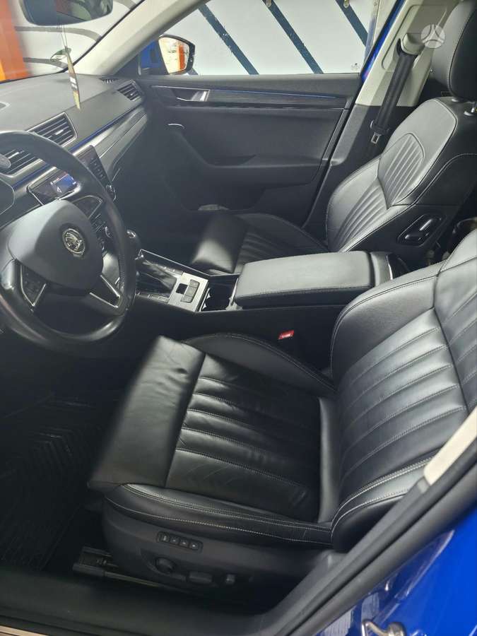 Skoda Superb, 2.0 l., Универсал