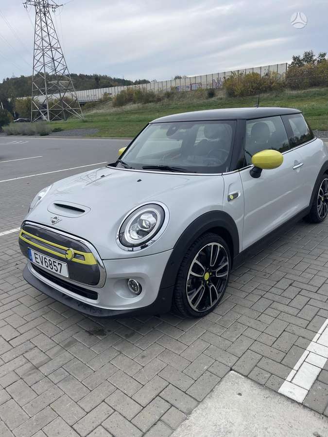 Mini Cooper SE, 34 kWh, hatchback