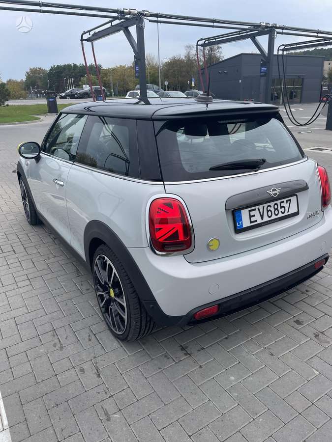 Mini Cooper SE, 34 kWh, hatchback