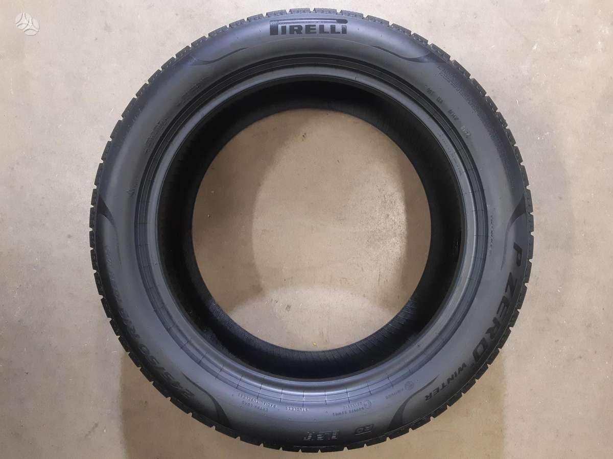 Pirelli 2025m 95% PZero Winter', всесезонные 245/50 R19