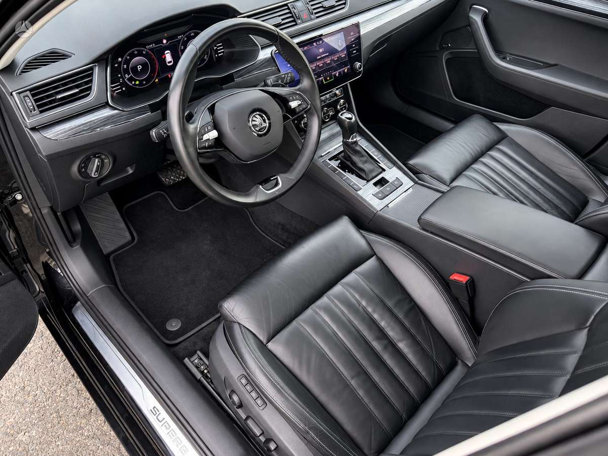 Skoda Superb, 2.0 l., Универсал