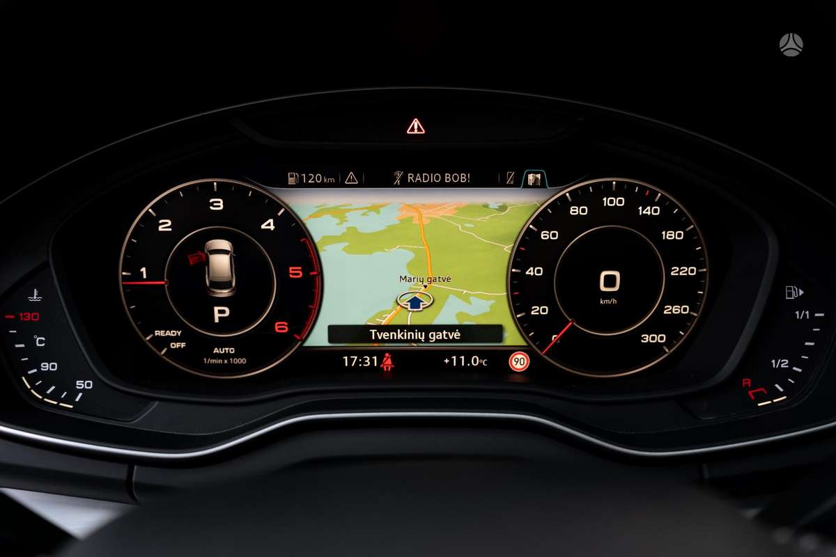 Audi Q5, off-road / crossover