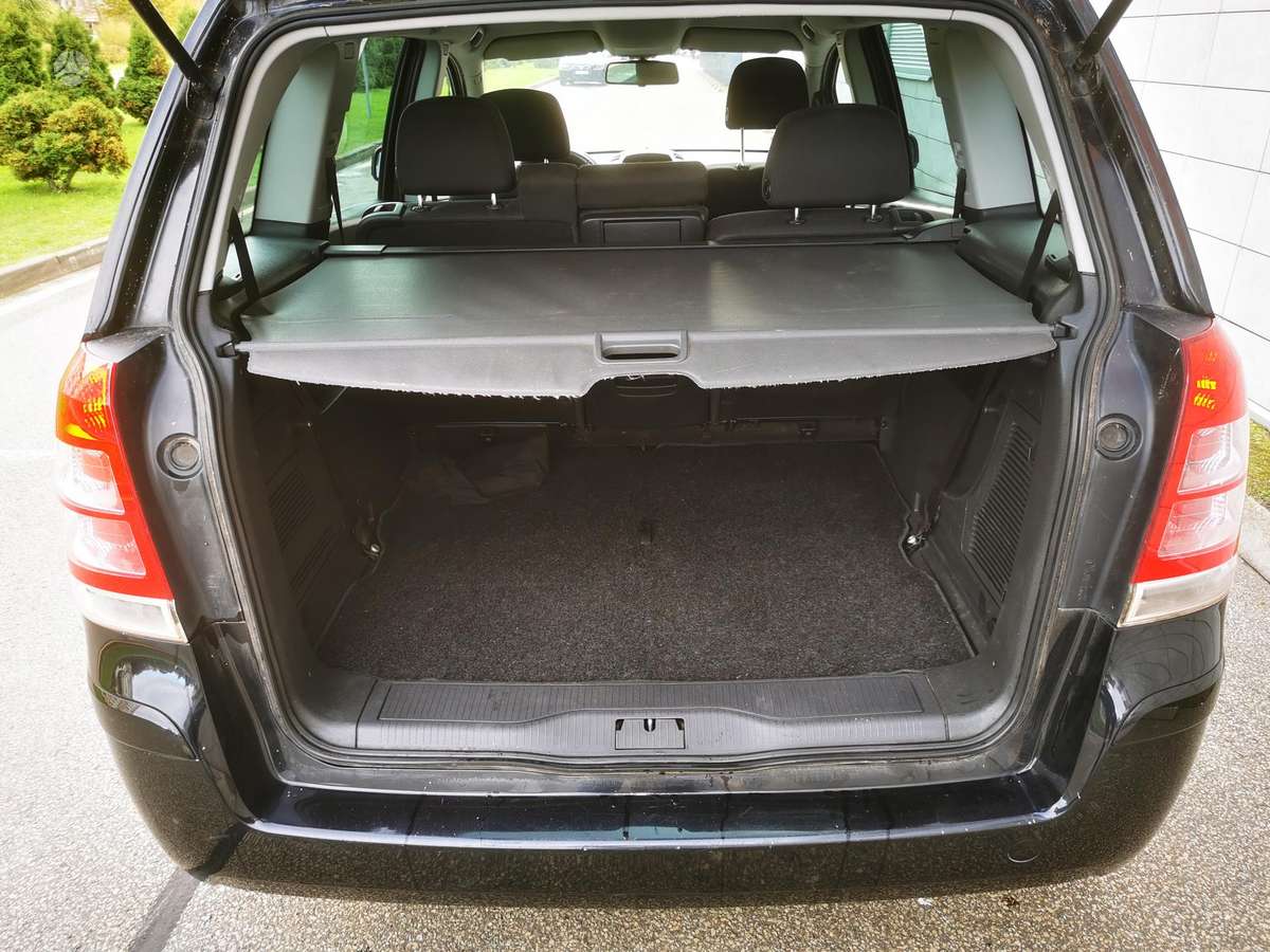 Opel Zafira 2011 — фото 28
