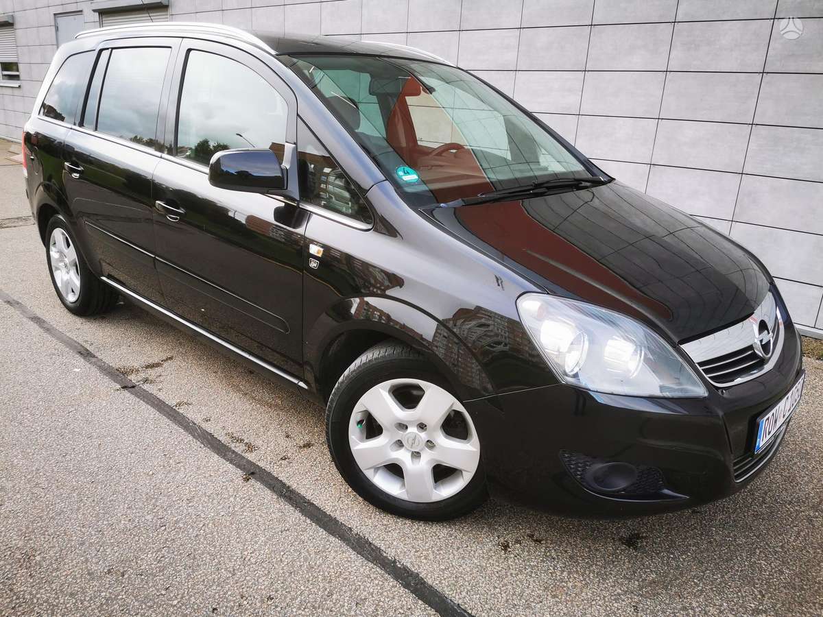Opel Zafira 2011 — авто для ЗСУ з Європи