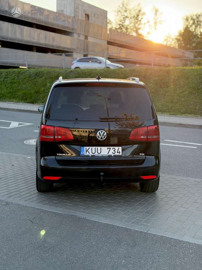 Volkswagen Touran, Минивэн