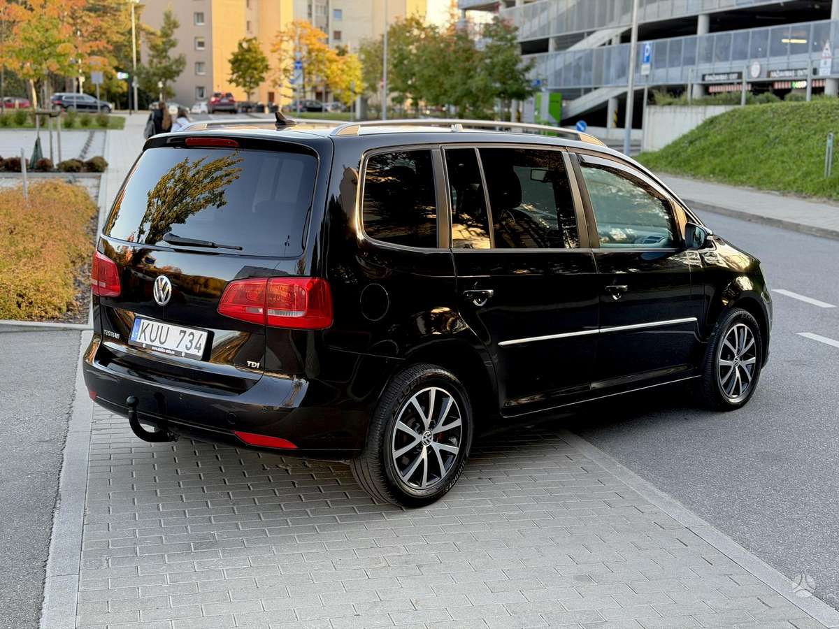 Volkswagen Touran, Минивэн