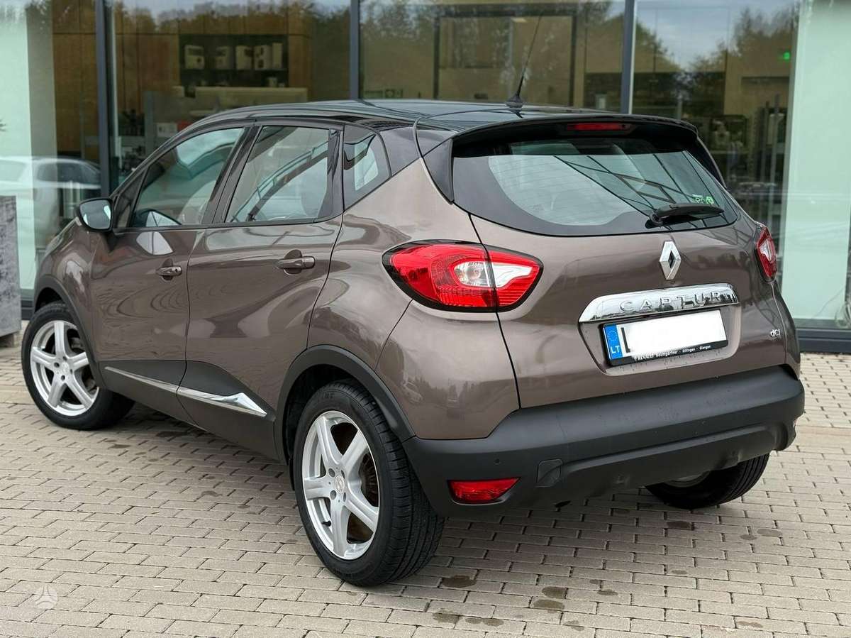 Renault Captur, 1.5 l., off-road / crossover