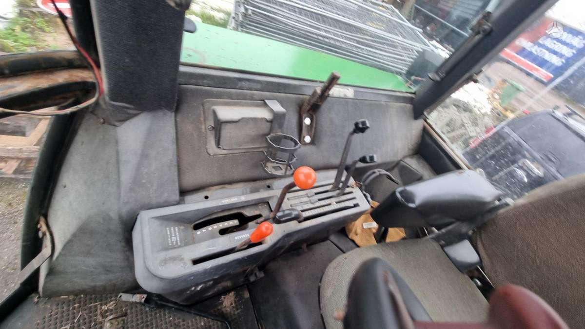 John Deere 4440, тракторы