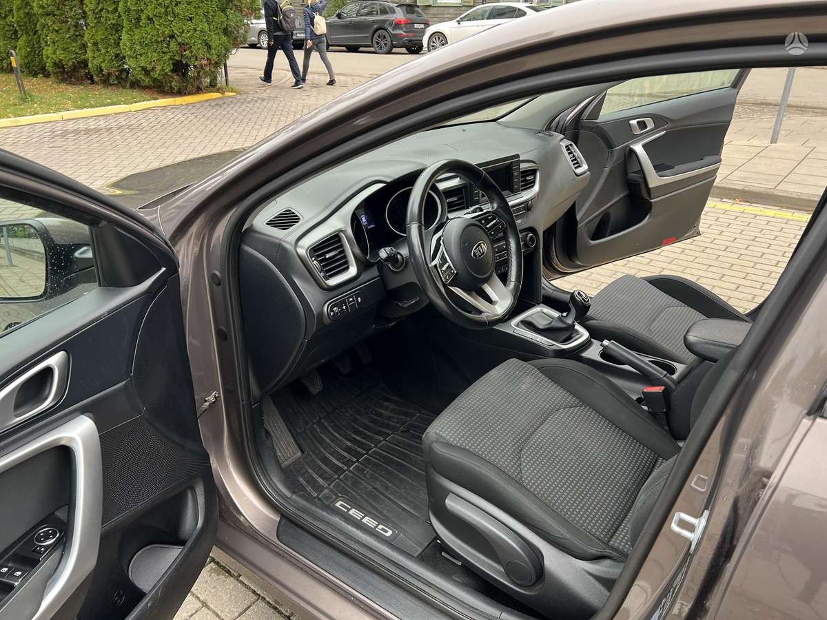 Kia Ceed, 1.6 l., Универсал