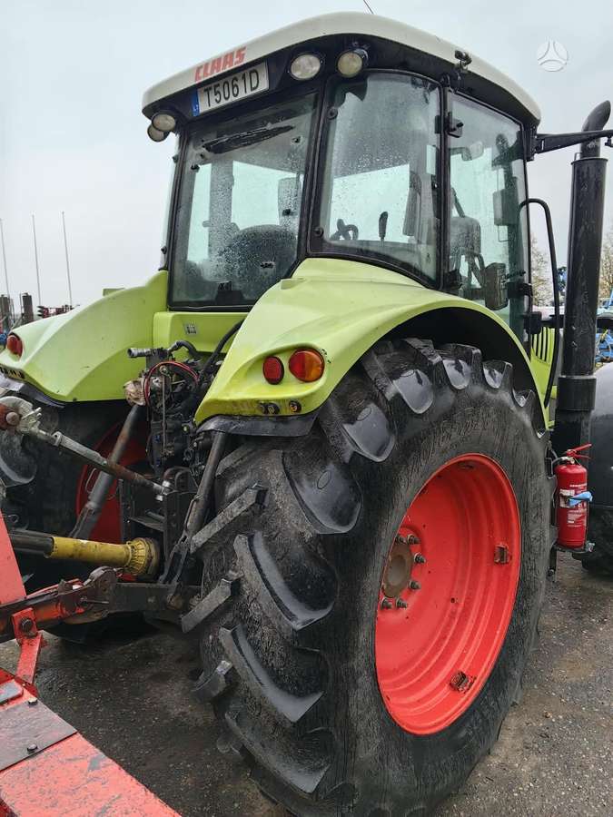 Claas ARION 640, тракторы