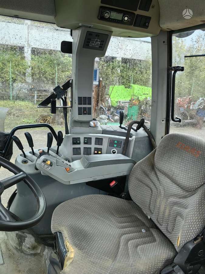 Claas ARION 640, тракторы