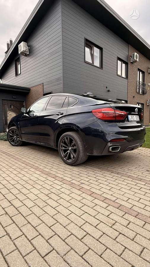 BMW X6, 3.0 l., Седан