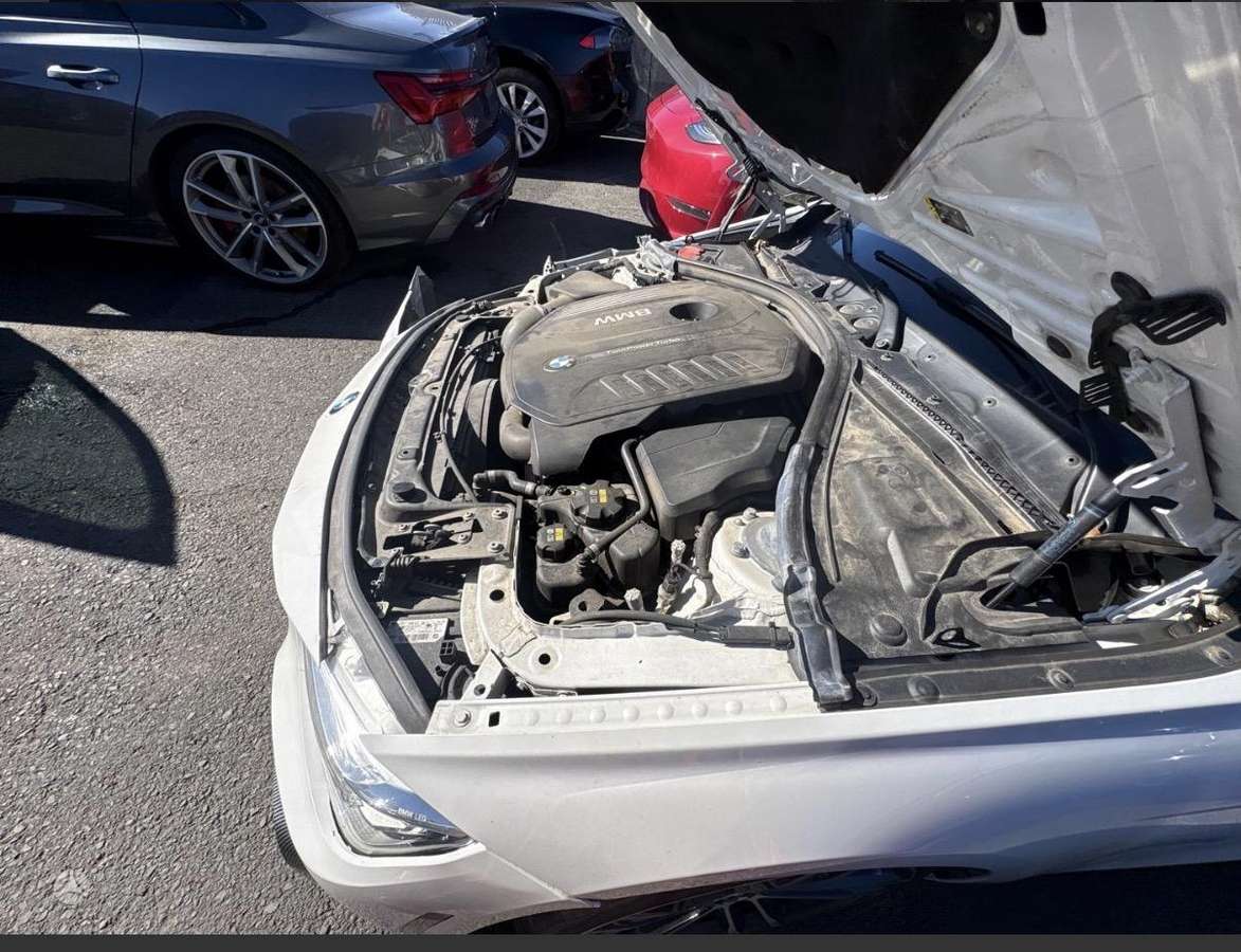 BMW 340, 3.0 l., Седан