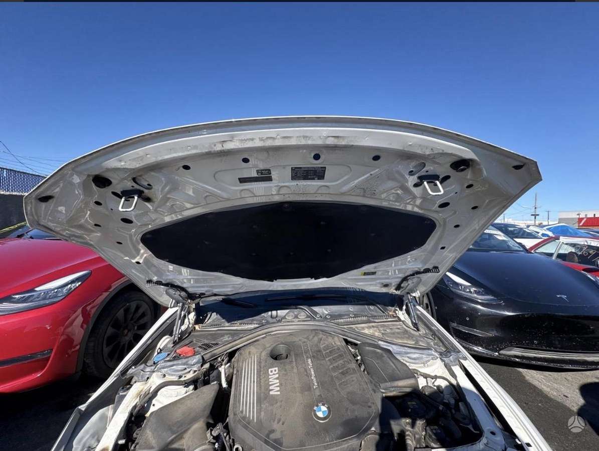 BMW 340, 3.0 l., Седан