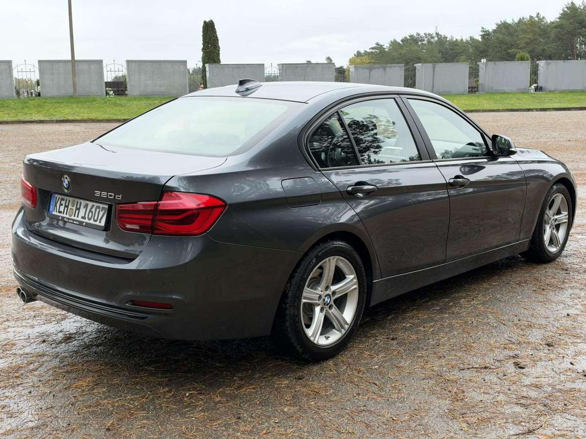 BMW 320, 2.0 l., Седан