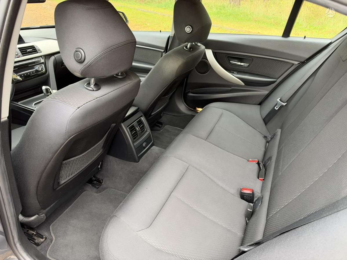 BMW 320, 2.0 l., Седан