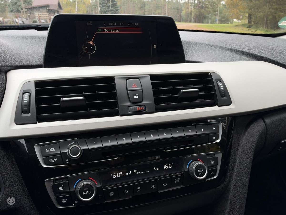 BMW 320, 2.0 l., Седан