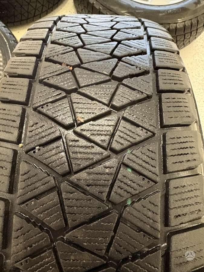 Bridgestone Blizzak, зимние 225/65 R17
