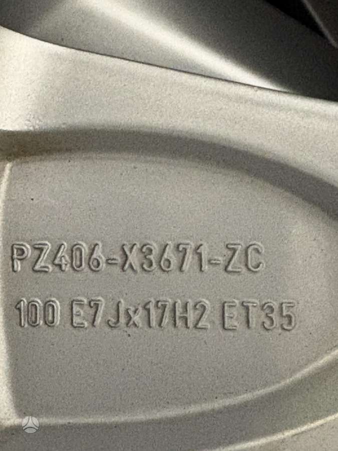 Bridgestone Blizzak, žieminės 225/65 R17
