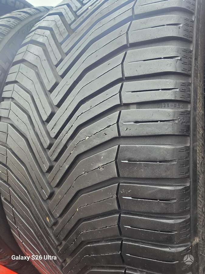 Michelin CrossClimat, universalios 245/35 R18