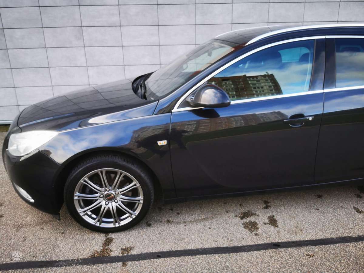 Opel Insignia 2009 — photo 9