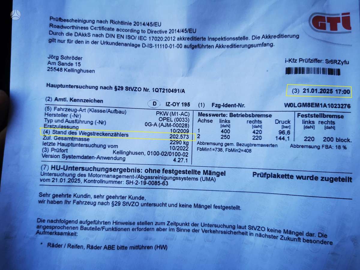 Opel Insignia 2009 — photo 40