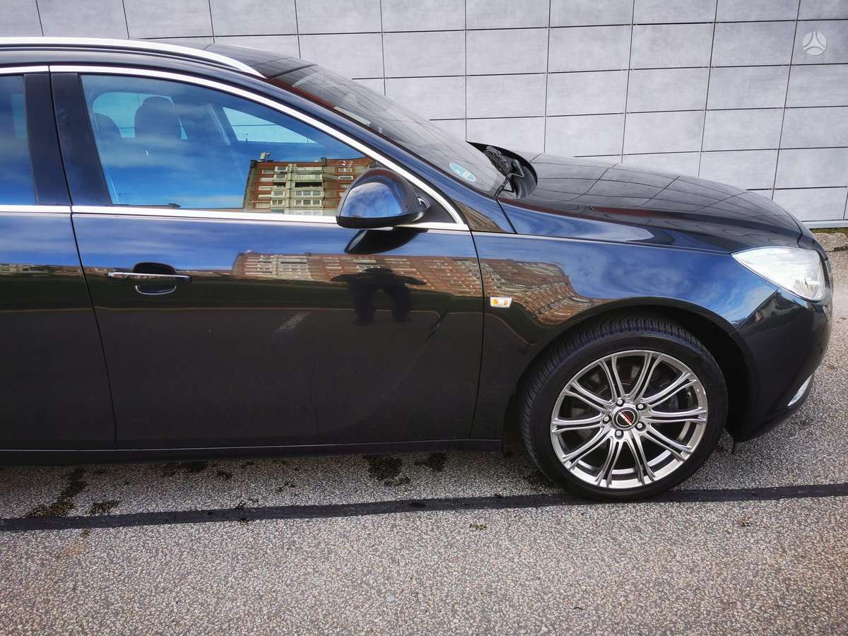 Opel Insignia 2009 — photo 12