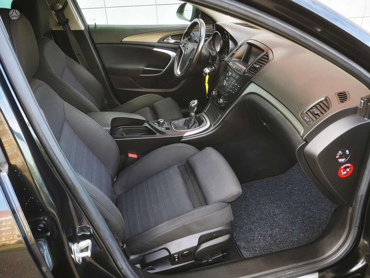 Opel Insignia, 2.0 l., Универсал