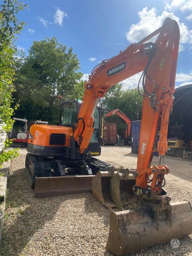 Doosan DX 85 R-3, ekskavatoriai