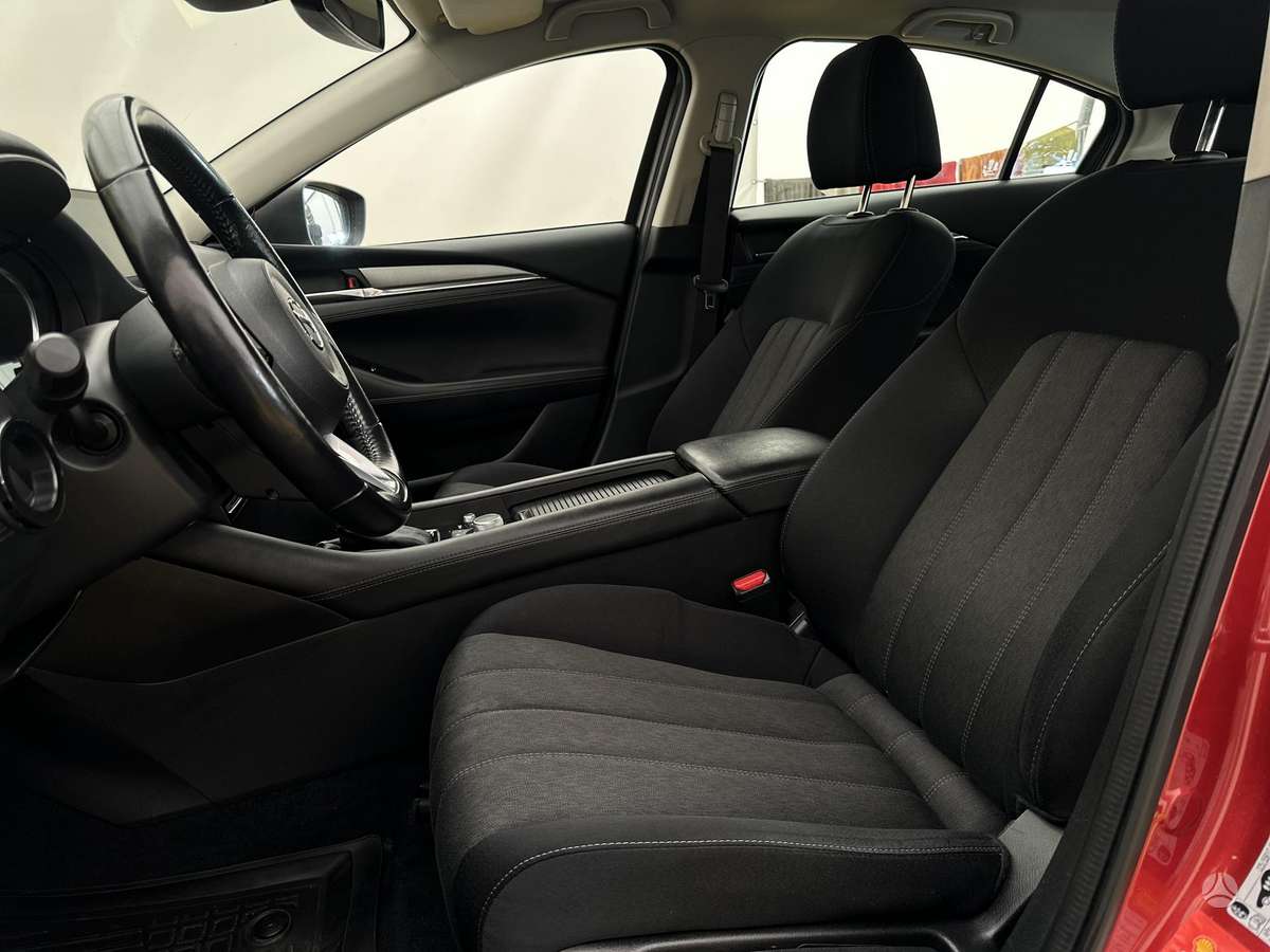 Mazda 6, 2.0 l., Седан