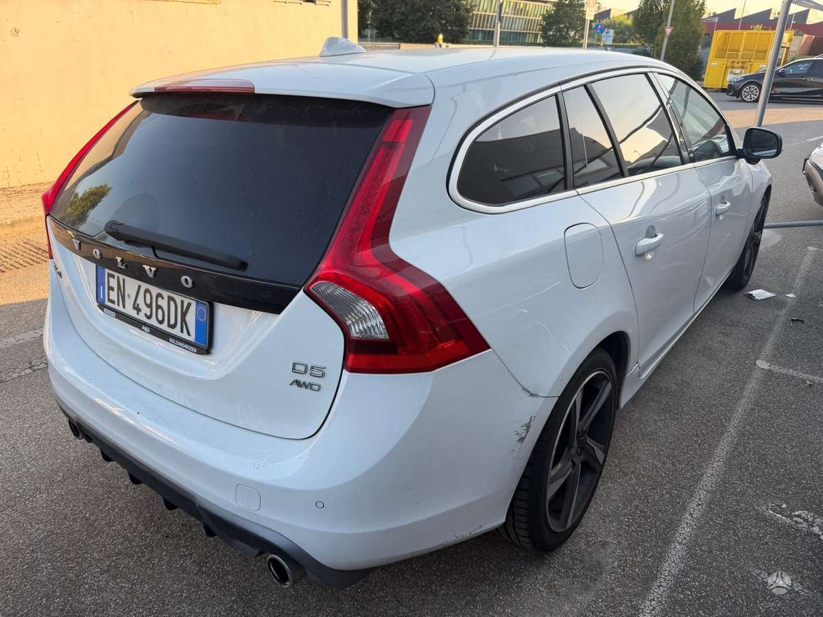 Volvo V60, 2.4 l., universalas