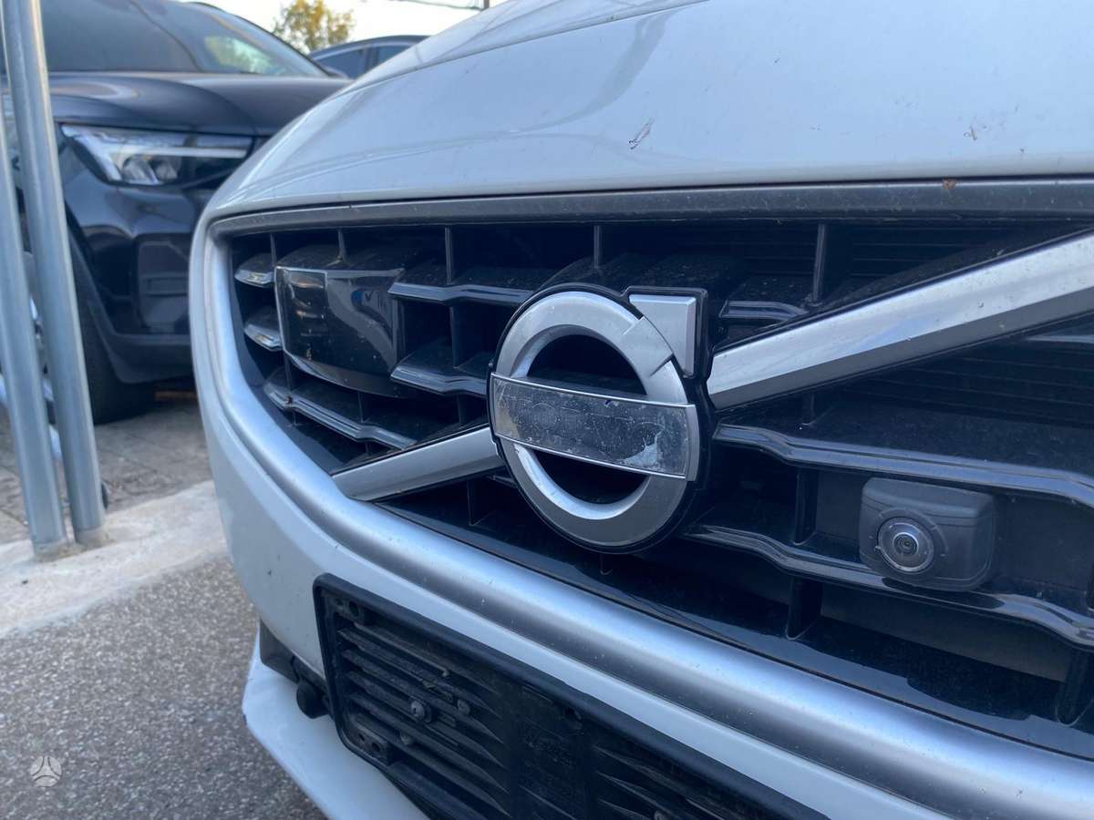 Volvo V60, 2.4 l., universalas