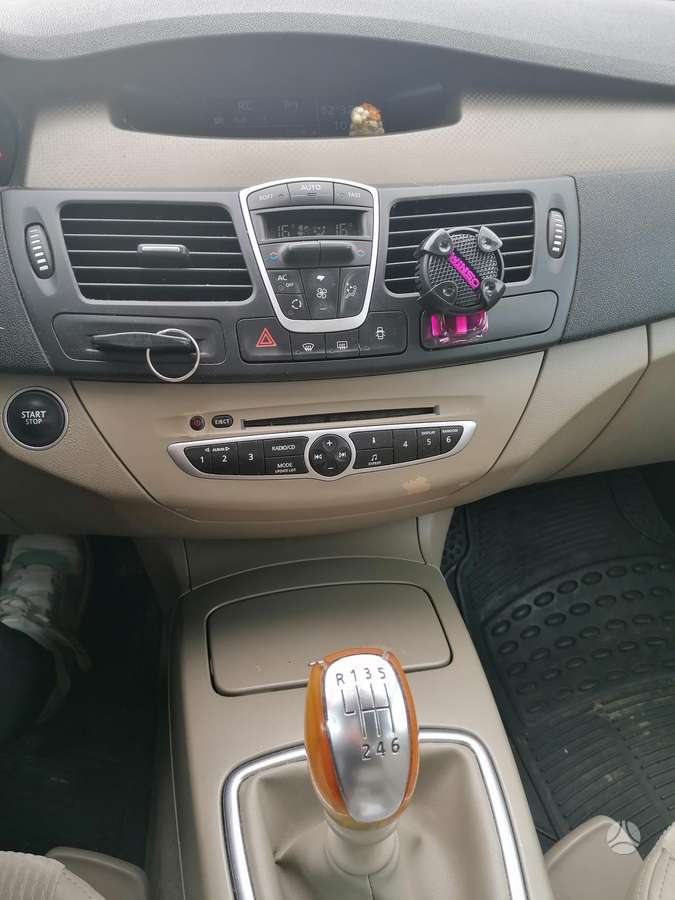 Renault Laguna, Хэтчбек
