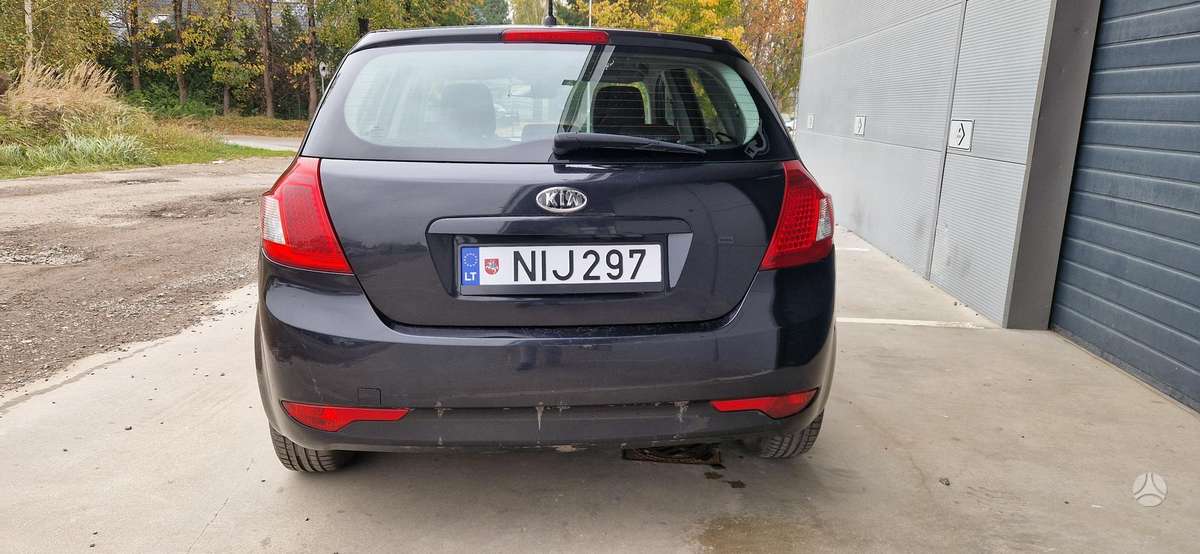 Kia Ceed, 1.6 l., Хэтчбек