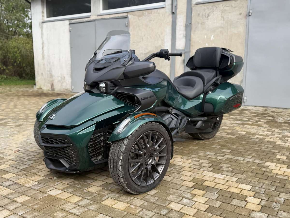 Can-Am Spyder 1330cc, трициклы