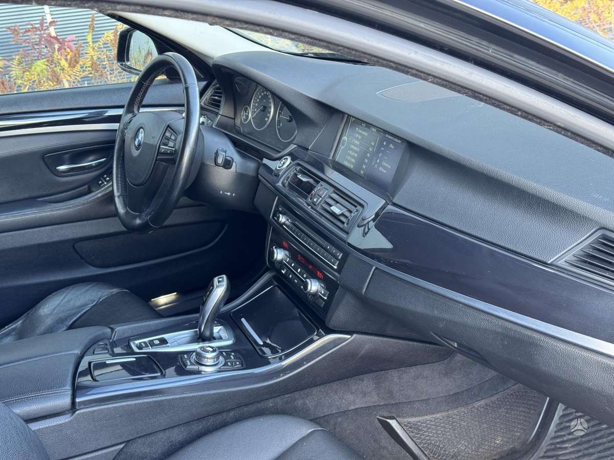 BMW 525, 3.0 l., Универсал